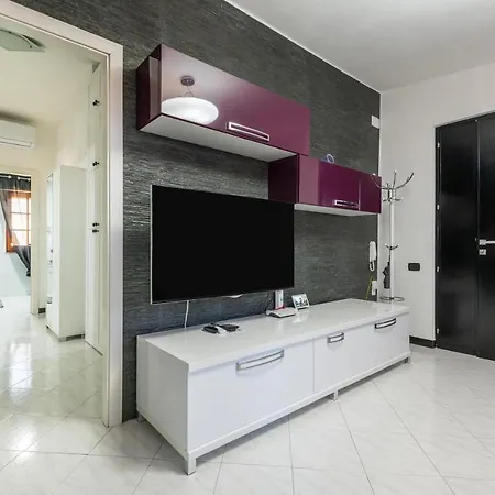 Casa Vacanze Da Alex דירה קליארי